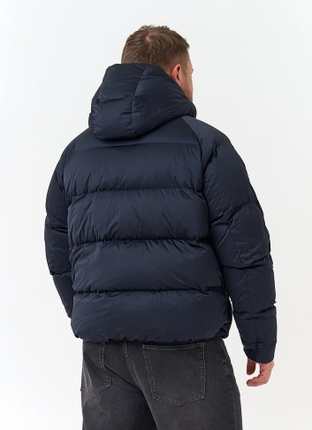 Мужской пуховик с капюшоном  фото
