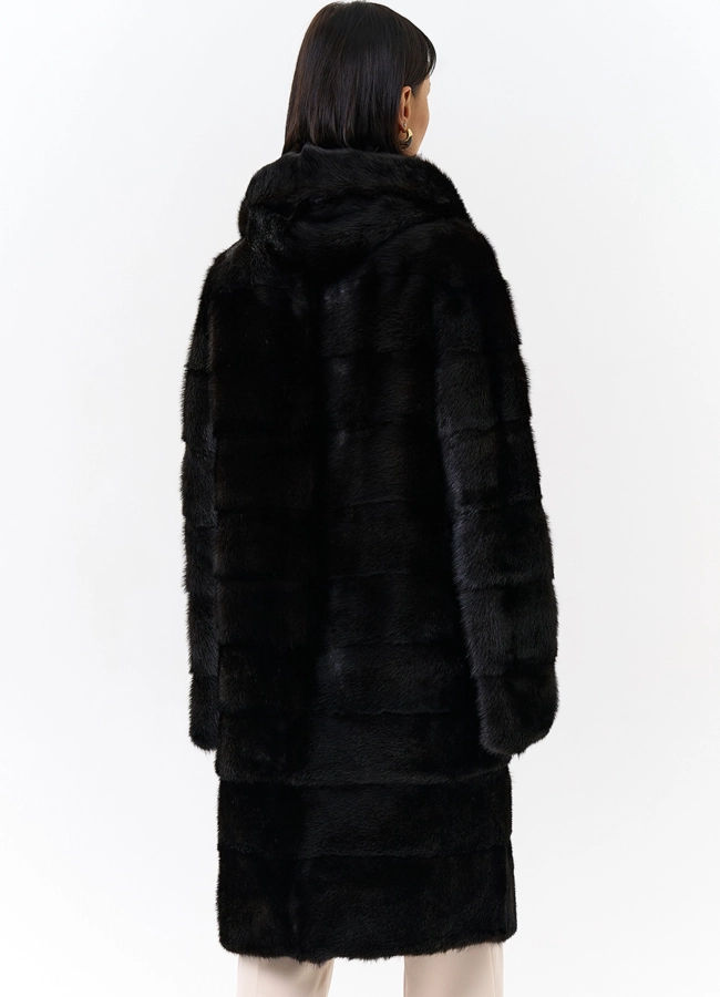 Шуба из норки модель № 29537 в кредит