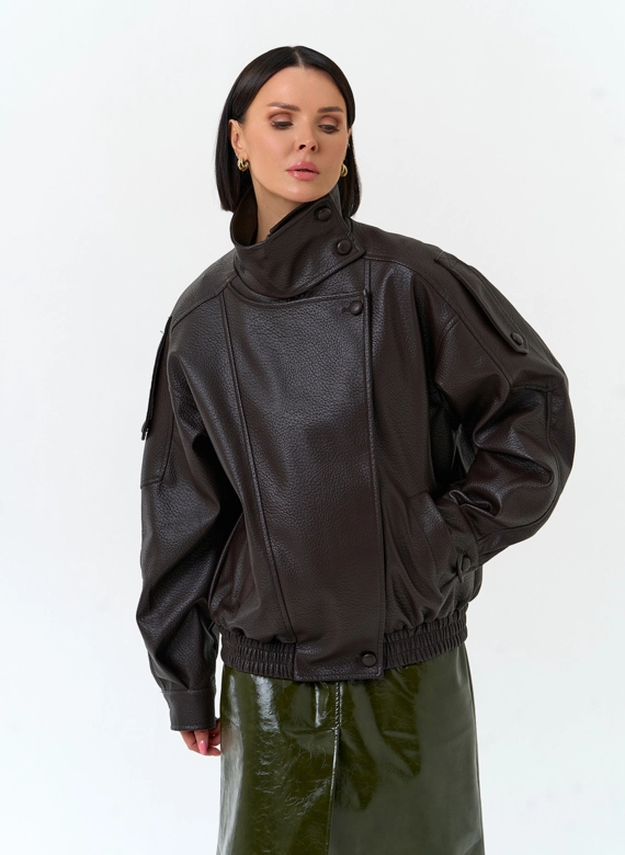 Женская куртка из эко кожи с воротником стойкой