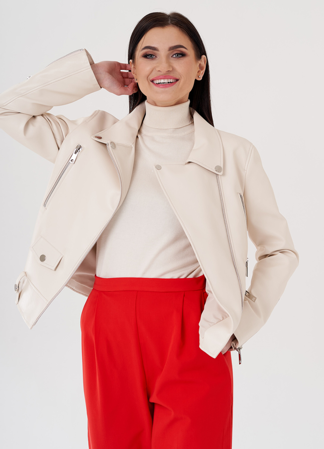 Светлая куртка косуха из эко кожи модель № 24218 универмаг малина