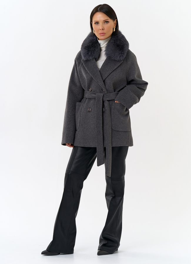 фото Женское утепленное пальто с отделкой из меха песца модель № 32003