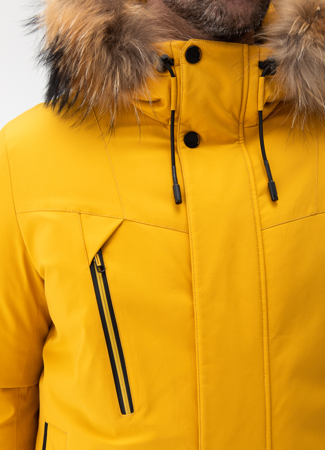 Мужской пуховик с капюшоном из меха енота модель № 28401 универмаг малина