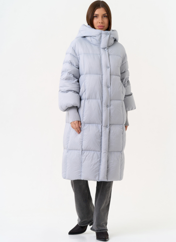 Женский пуховик с капюшоном