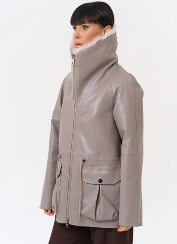 Удлиненная куртка из эко кожи с воротником из эко меха